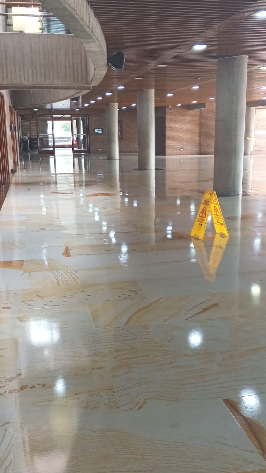Mantenimiento de piscina del club