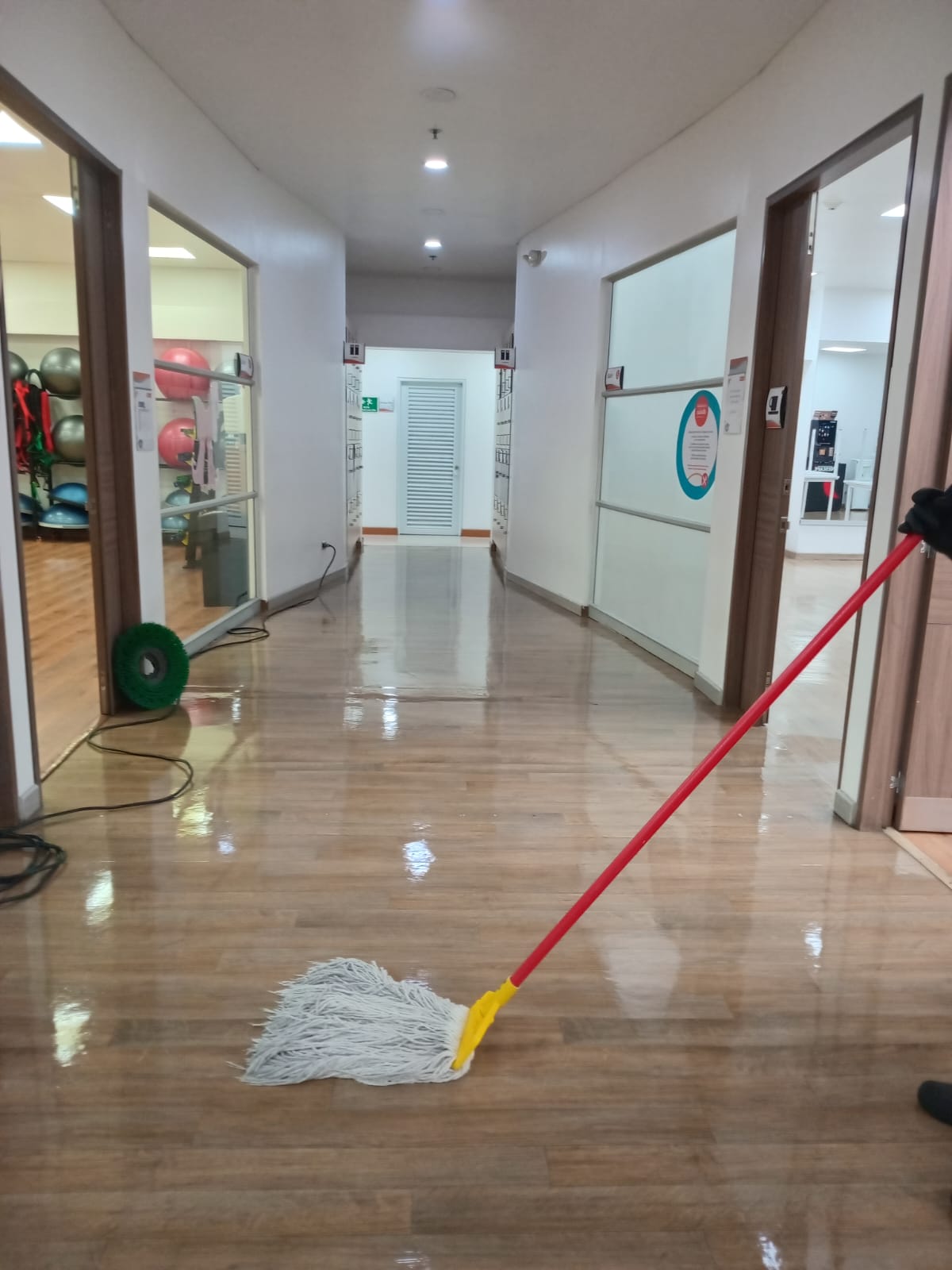 Operación de aseo fijo